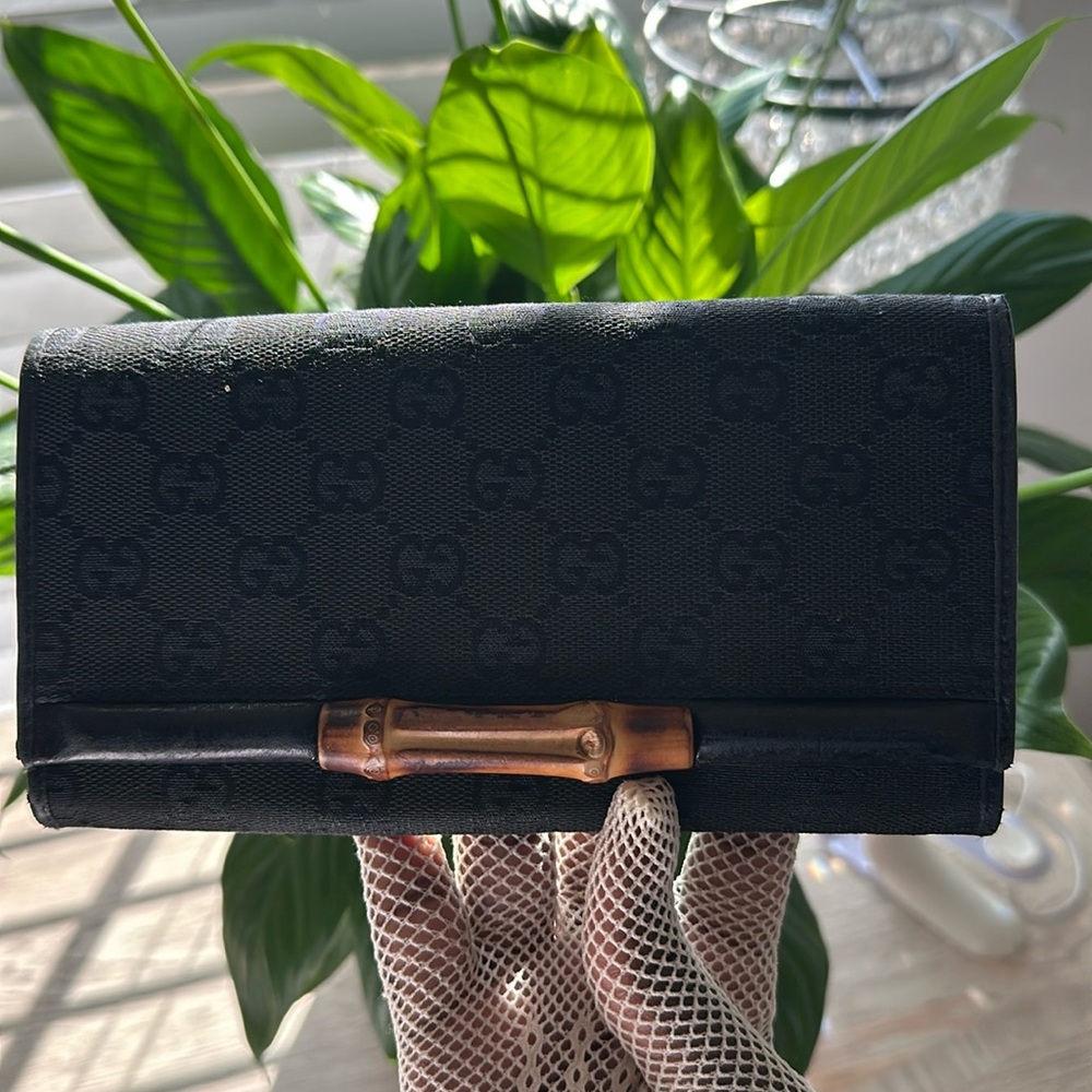 Gucci bamboo black wallet ￼